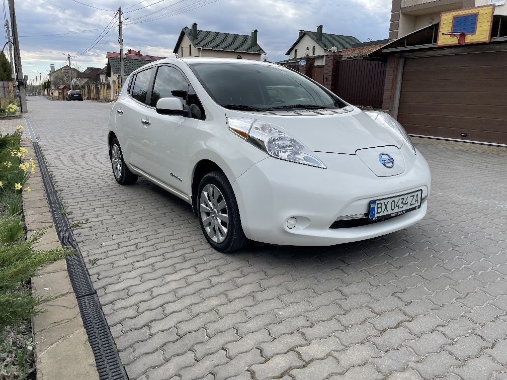 Nissan leaf 2015