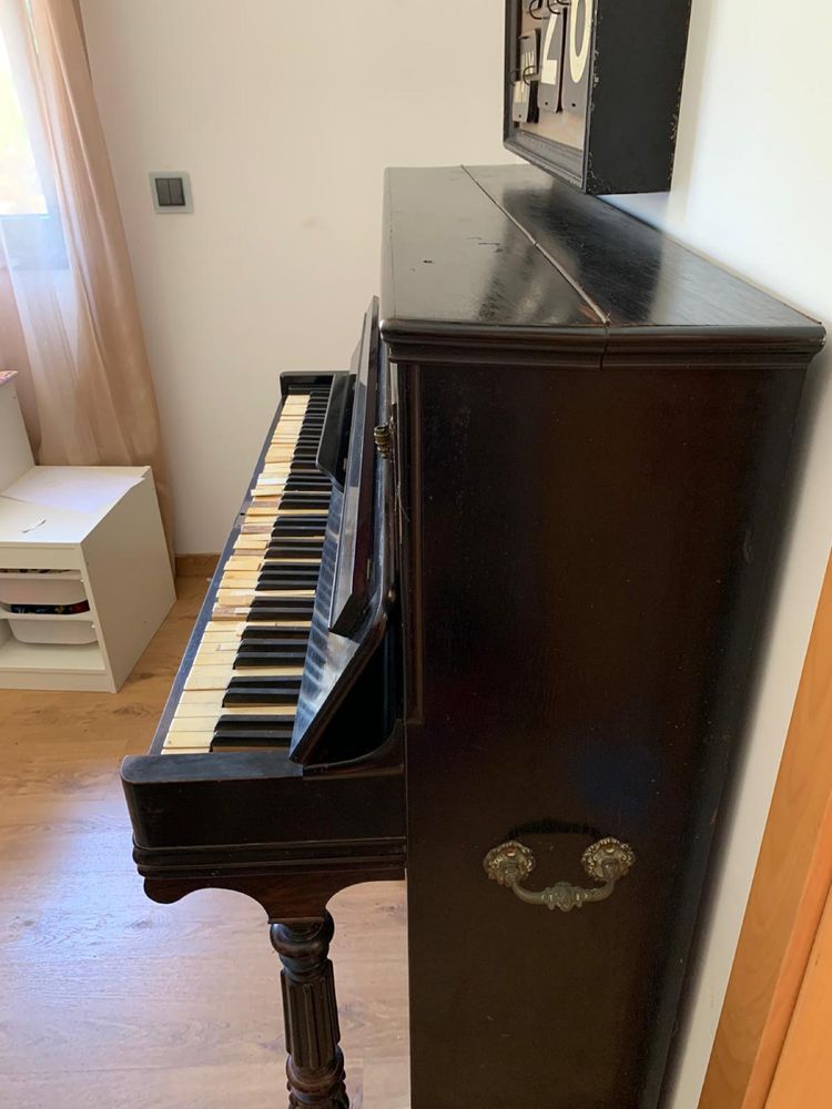 Piano Aucher Freres Paris
