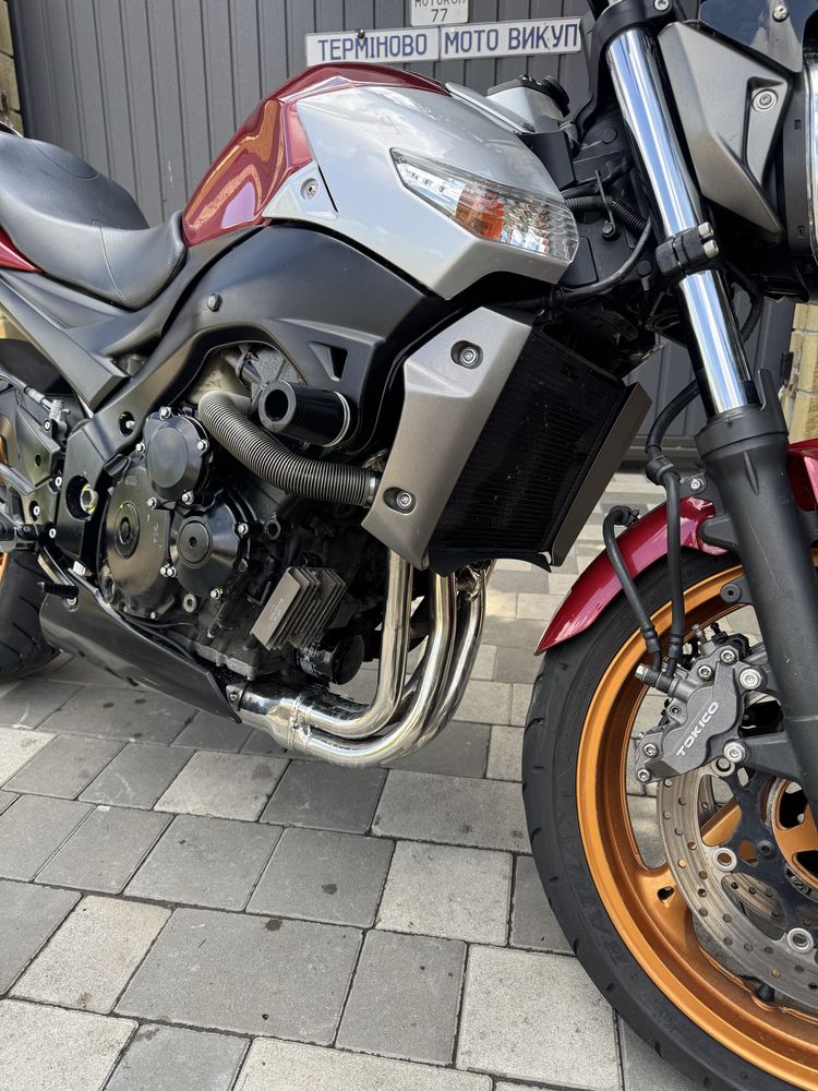 Suzuki GSR400 підготовлений доставка