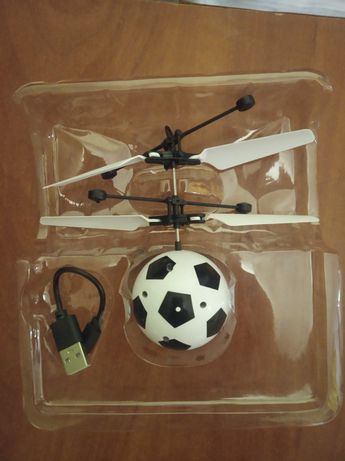 Летающий шар игрушка футбольный мяч