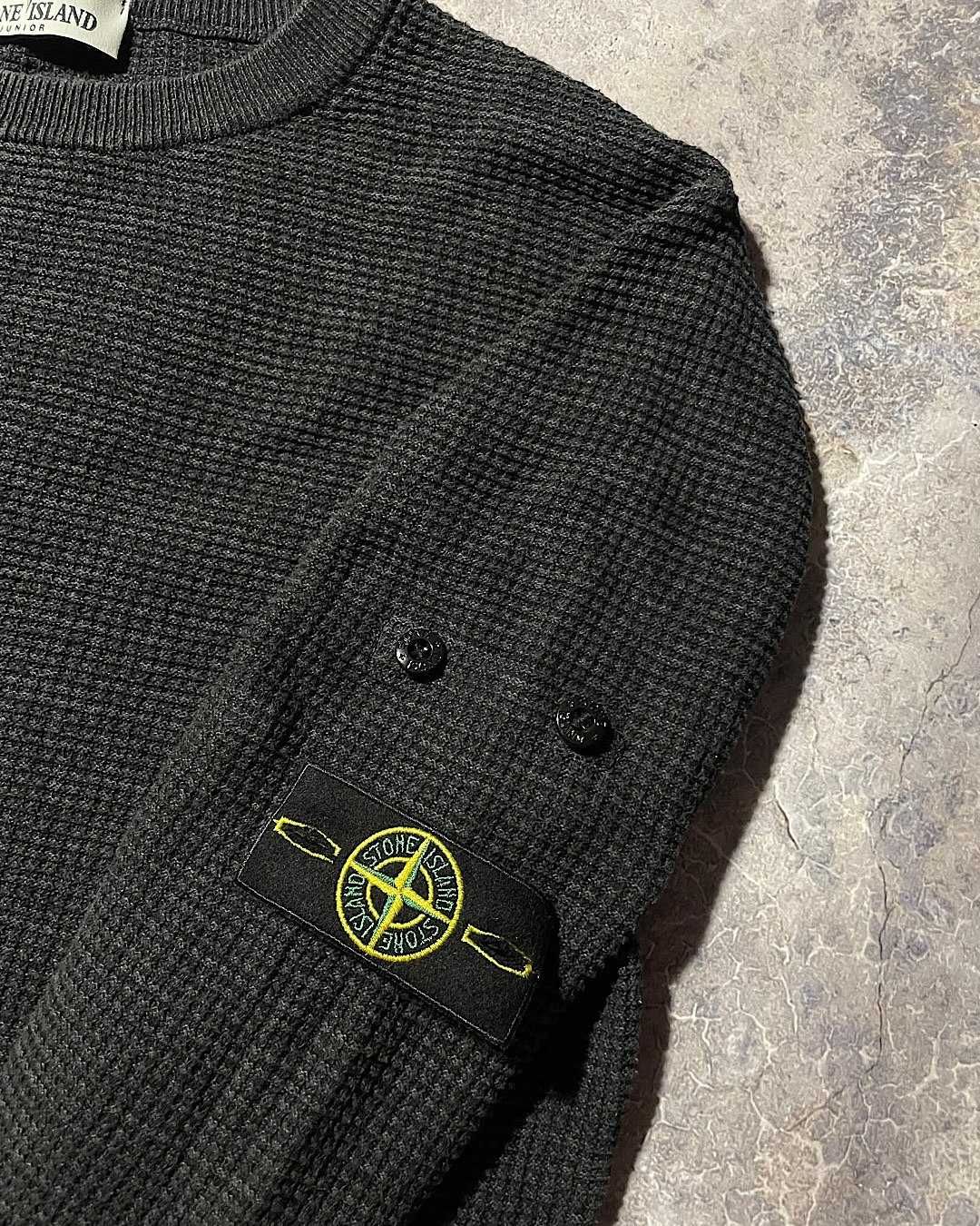 14/170 junior sweatshirt sweater