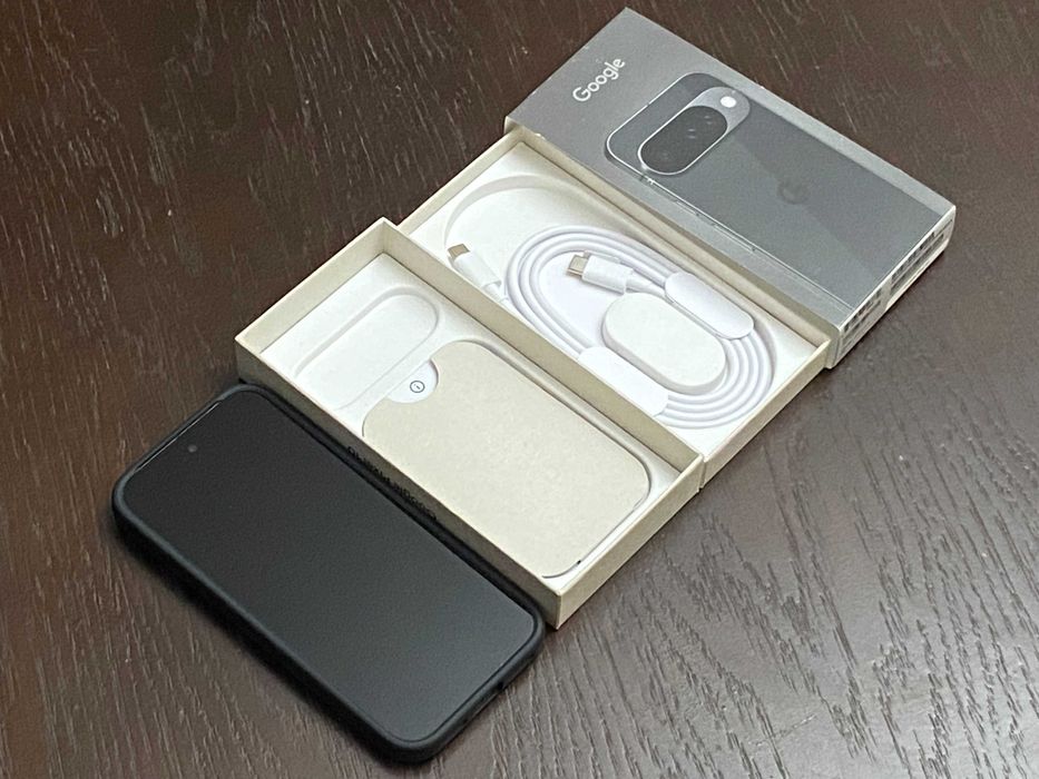 Google Pixel 10 12/128GB Obsidian Global Version