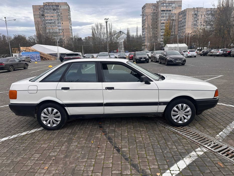 Audi 80 отличное состояние