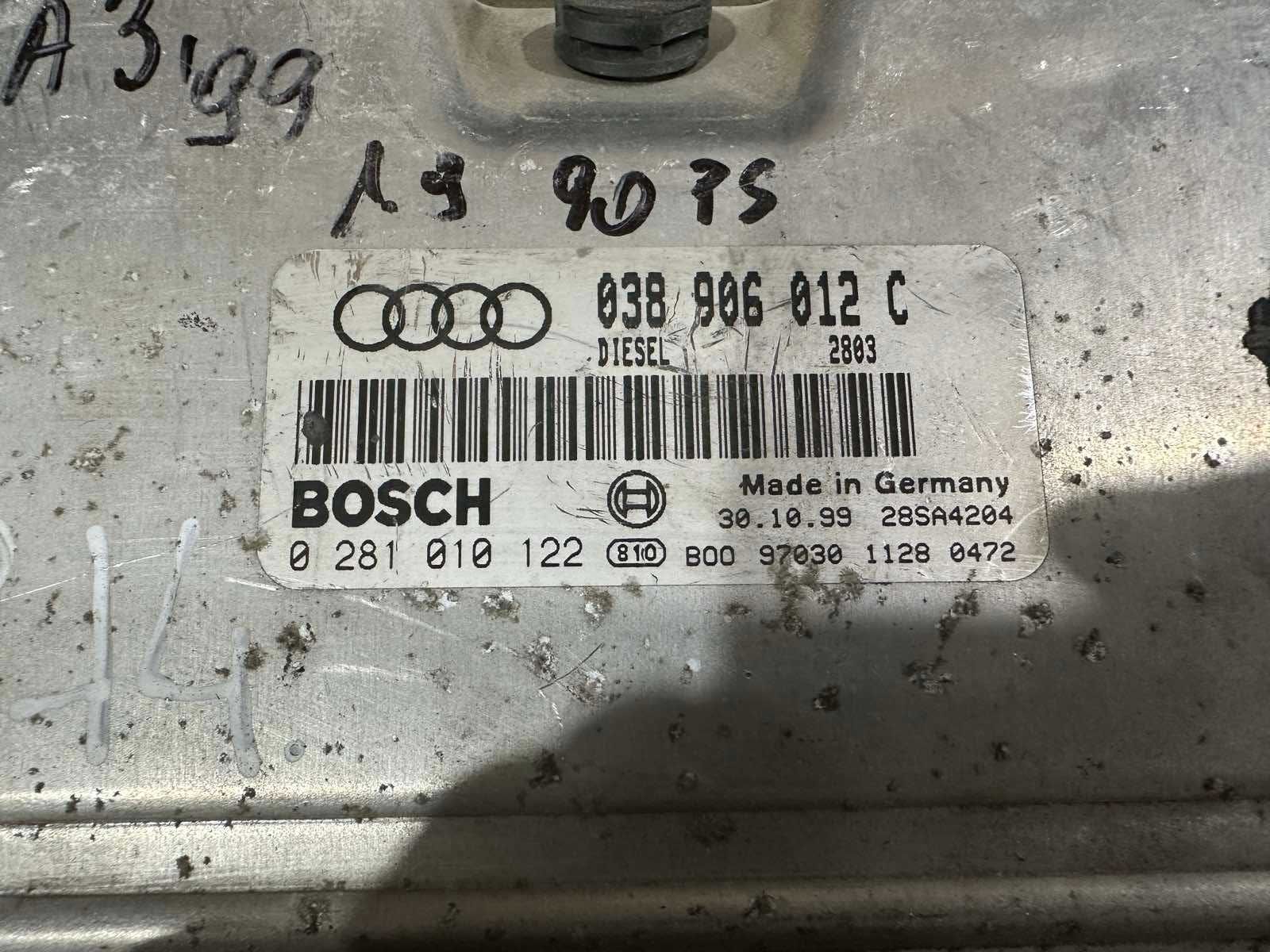 Блок управления двигателя audi a3 1,9 tdi 038906012C