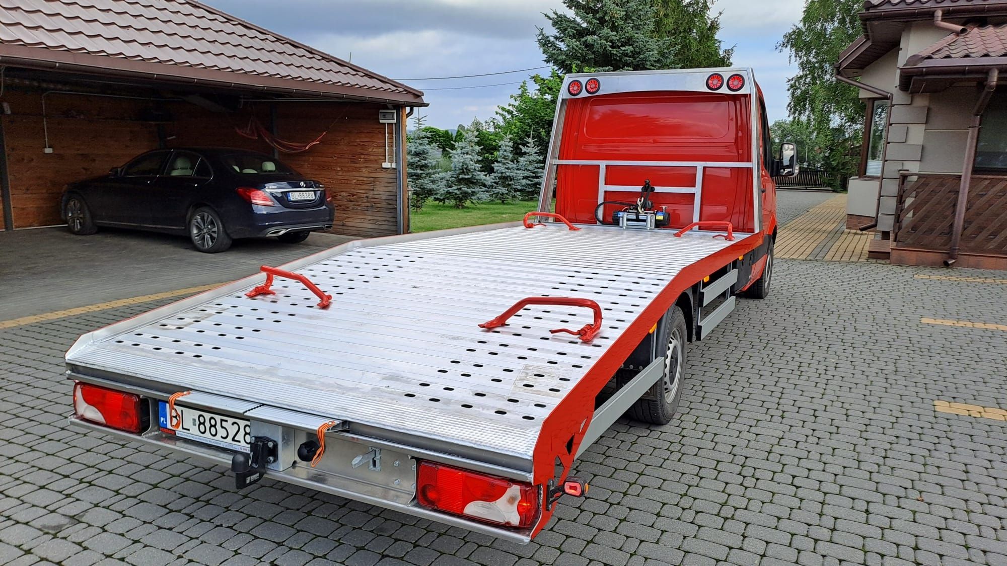 Mercedes sprinter autolaweta laweta pomoc drogowa zamiana