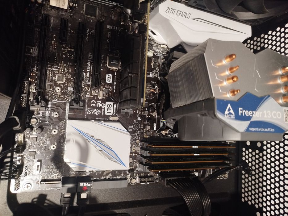 Komputer Gamingowy i7-6700 4 x 4.0 GHz w trybie turbo