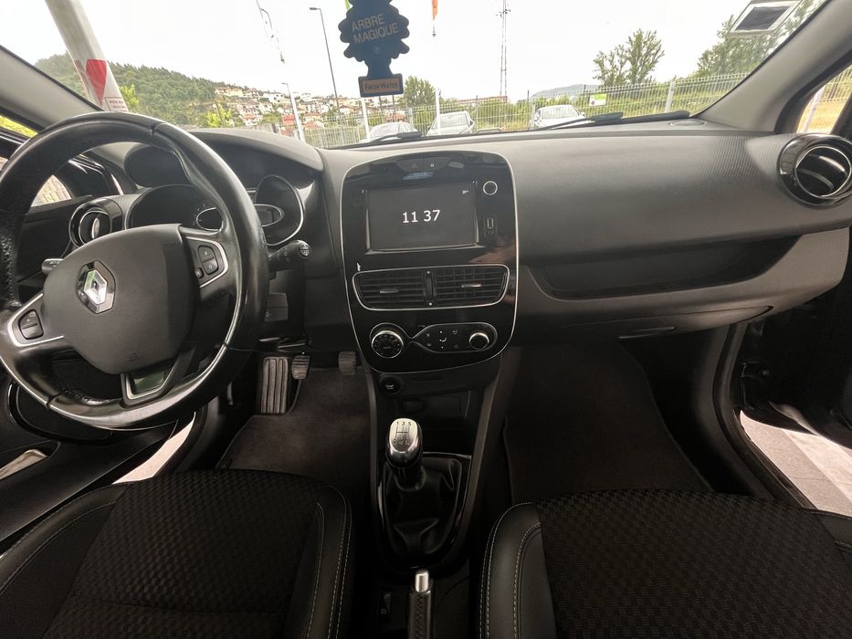 Renault clio 0.9 limited edition