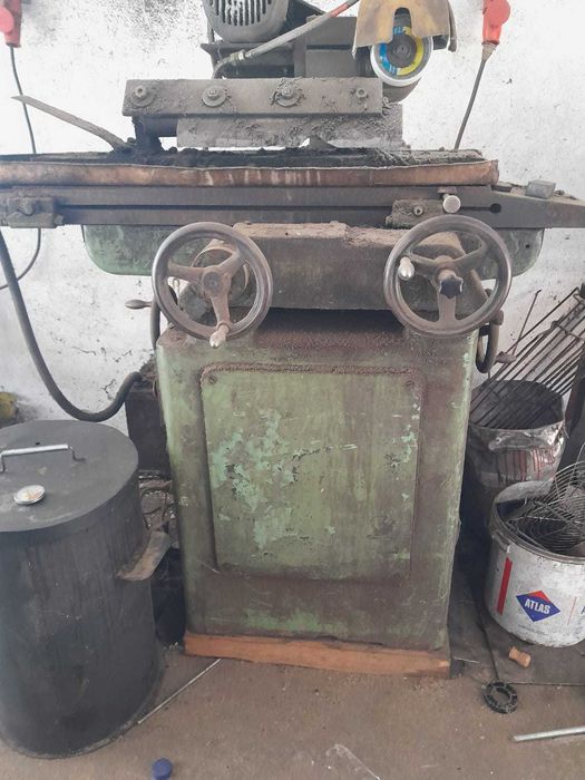 korowarka Bezner+przenosnik+kolo wyrownujace+pila do ostrzenia