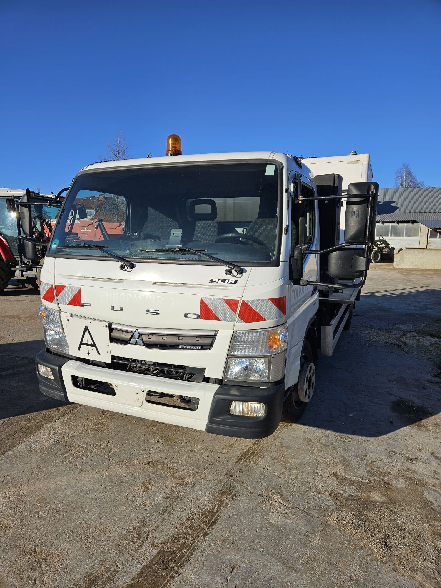 Mitsubishi Fuso Canter 7c180 asenizacyjny do toalet beczka toi toi