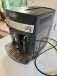 Ekspres ciśnieniowy Delonghi Esam 3000.B