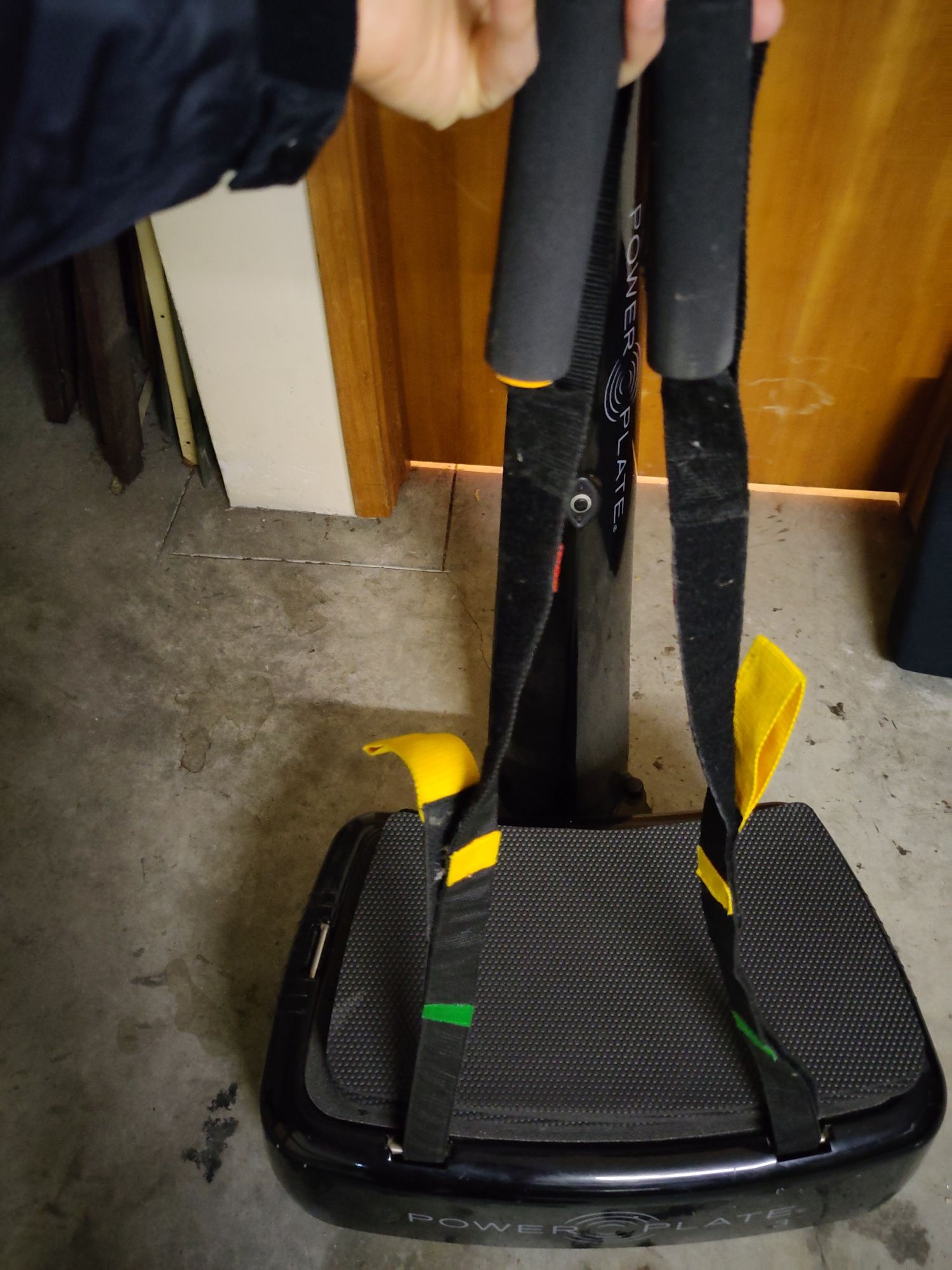 Plataforma vibratória Power Plate my3 como nova