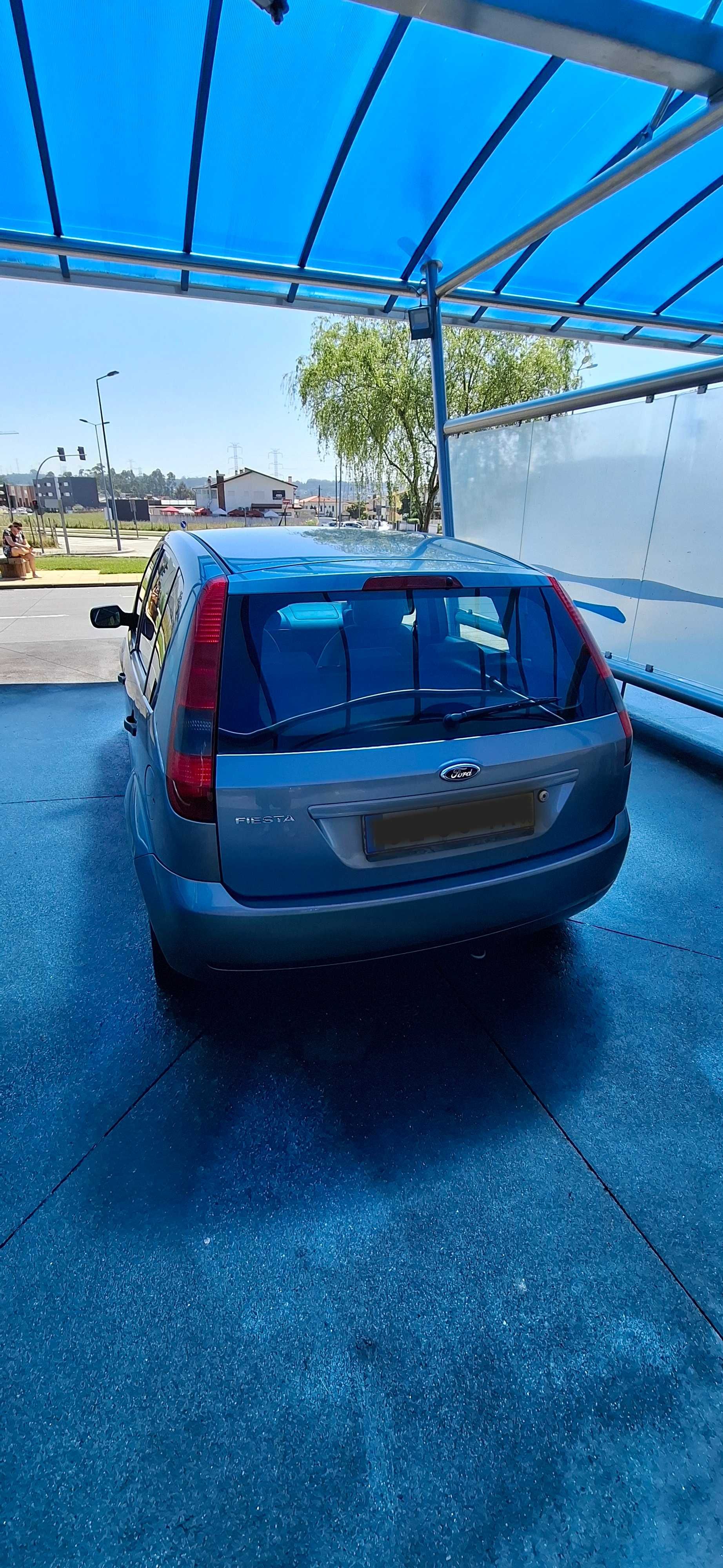 Vendo Ford Fiesta 2002 Motor Revisado