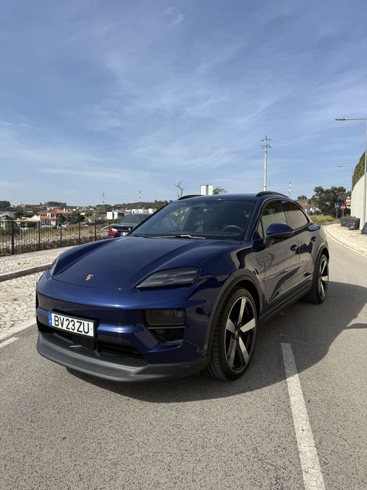 Porsche macan electric 4