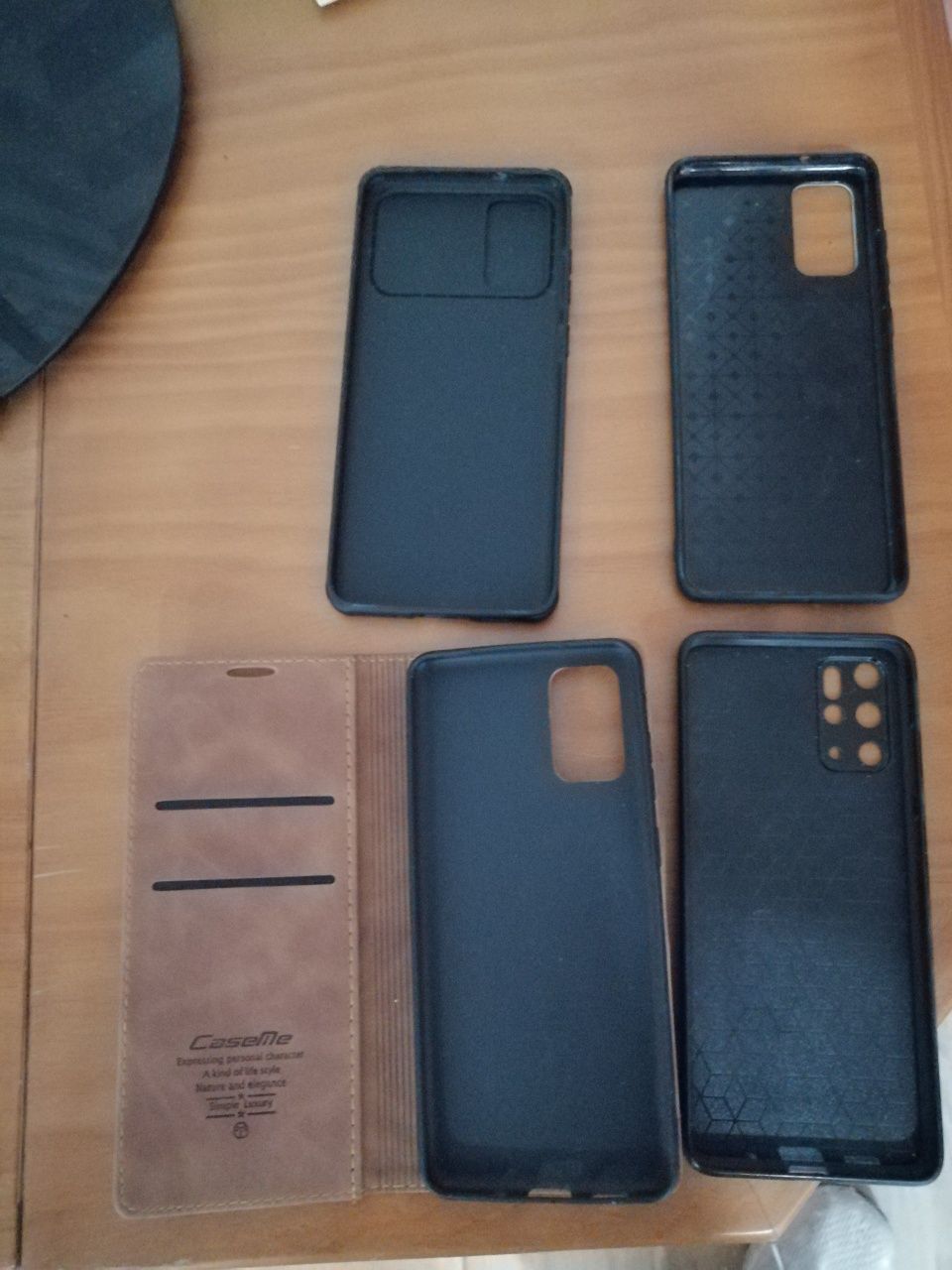 Vendo 4 capas novas para Samsung s20 plus