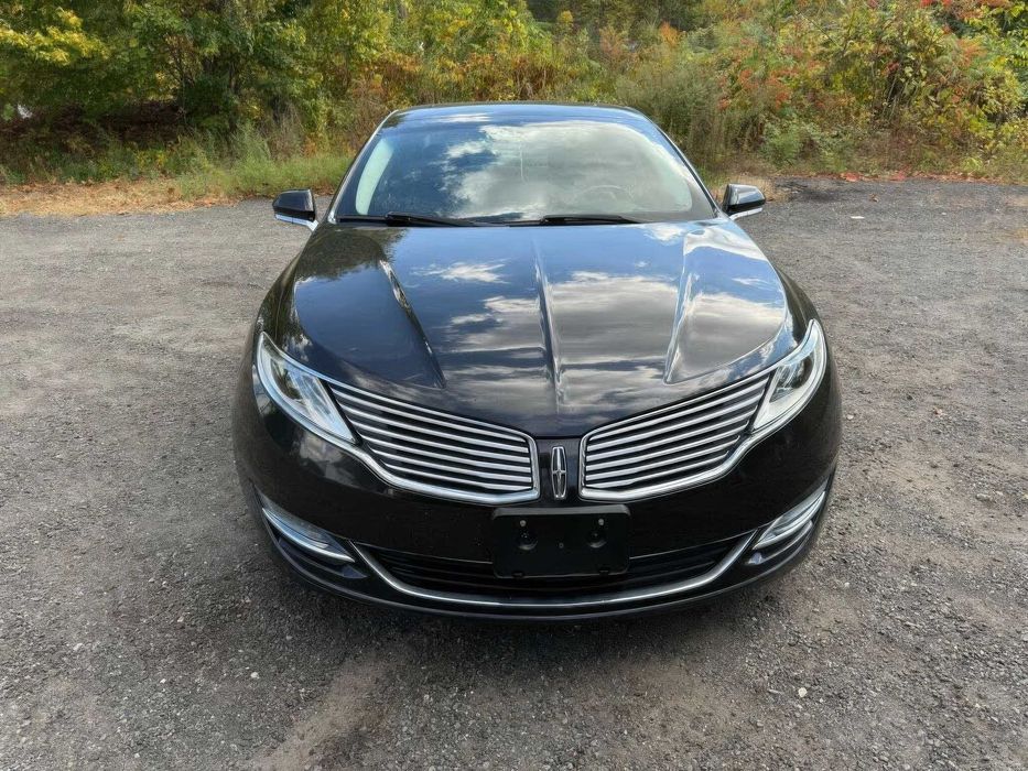 Lincoln MKZ      2015