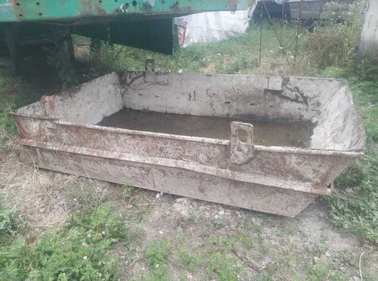 Аренда бадьи для бетона, бункер / туфелька для подачи бетона.