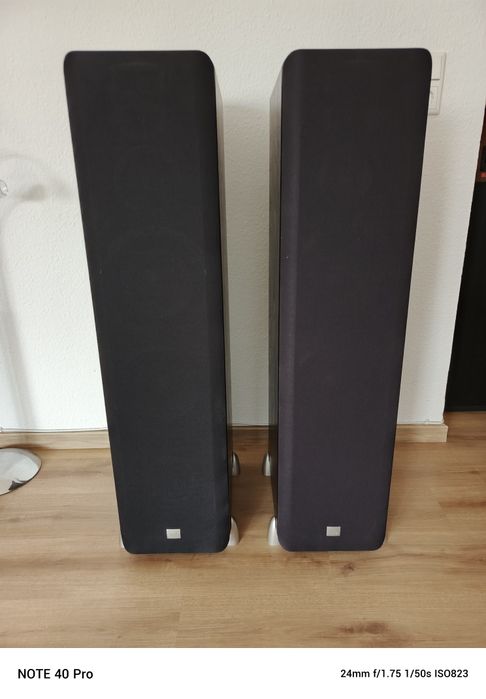 Kolumny JBL L890