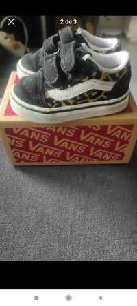 Tênis Vans originais tam.20