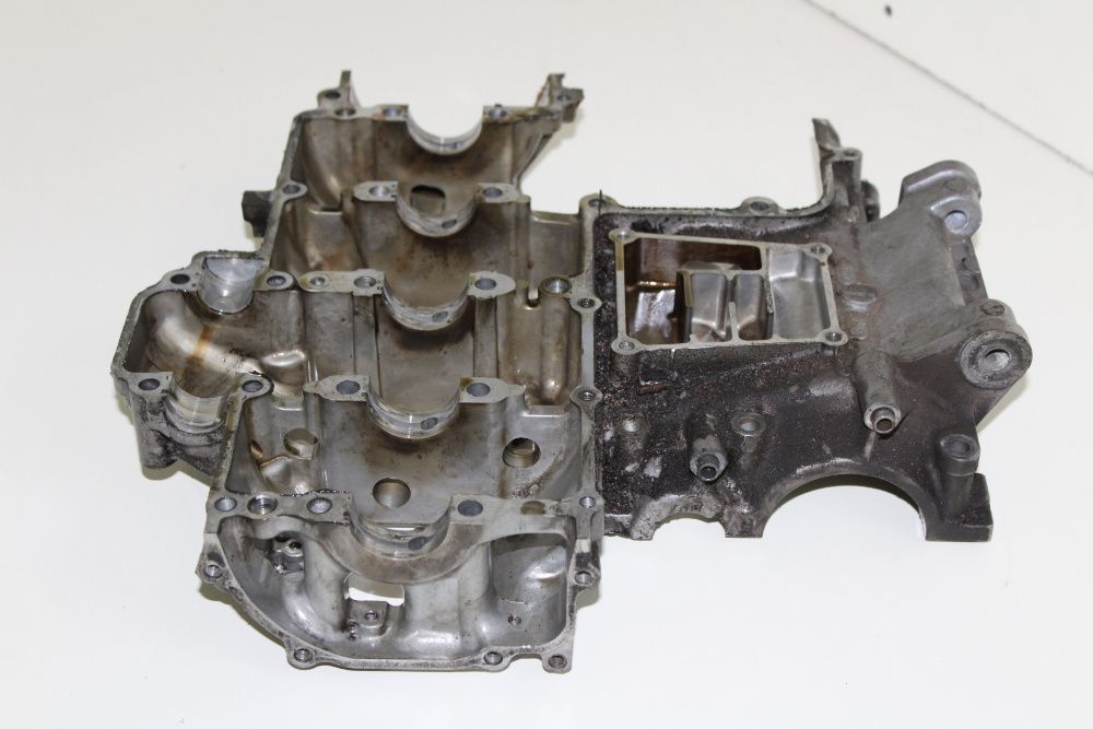 SUZUKI GSXR 1000 K1 K2 karter kartery obudowa blok 1
