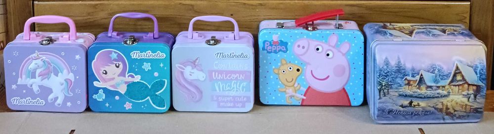 Коробка жестяная