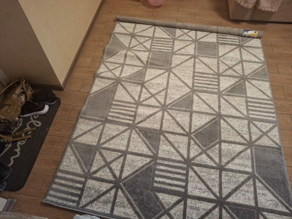 Продам коврик новий