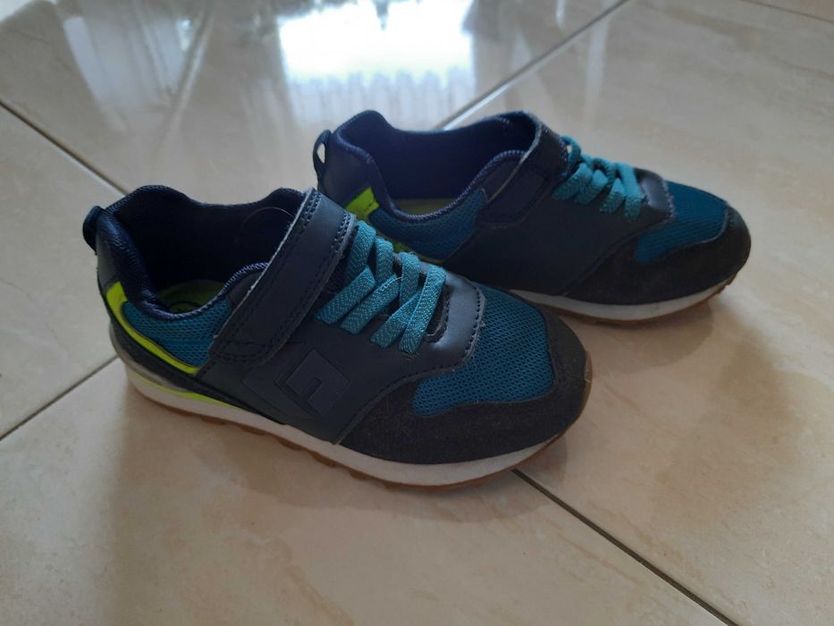 Buty, adidasy rozm.28