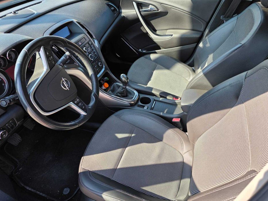 Astra CDTi 1.3 - Troco por SUV