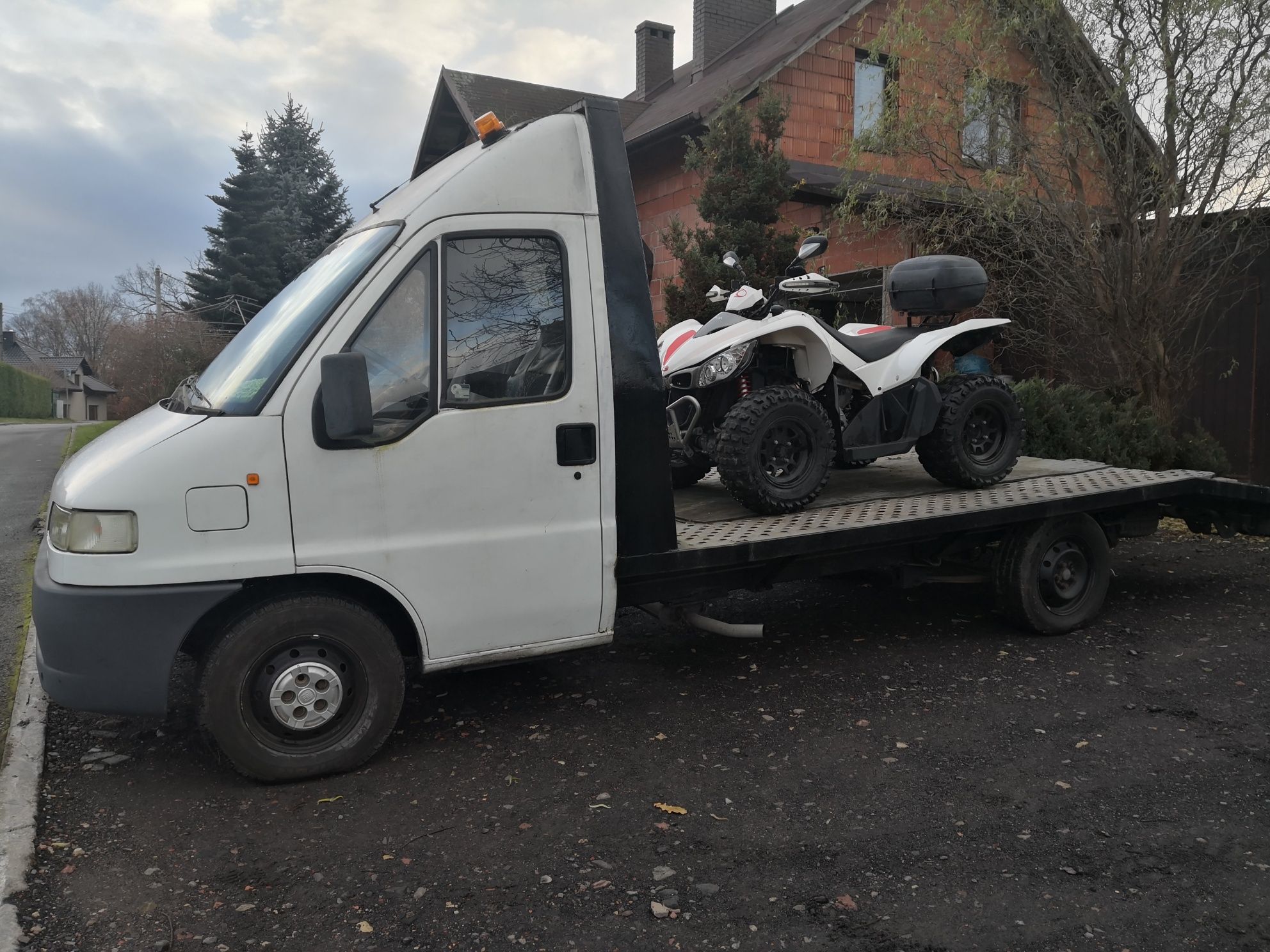 Autolaweta Peugeot Boxer, Kat. B, 1580kg, Wciagarka 5,5T, Ważne opłaty