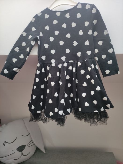 Sukienka czarna mała mi 98-104