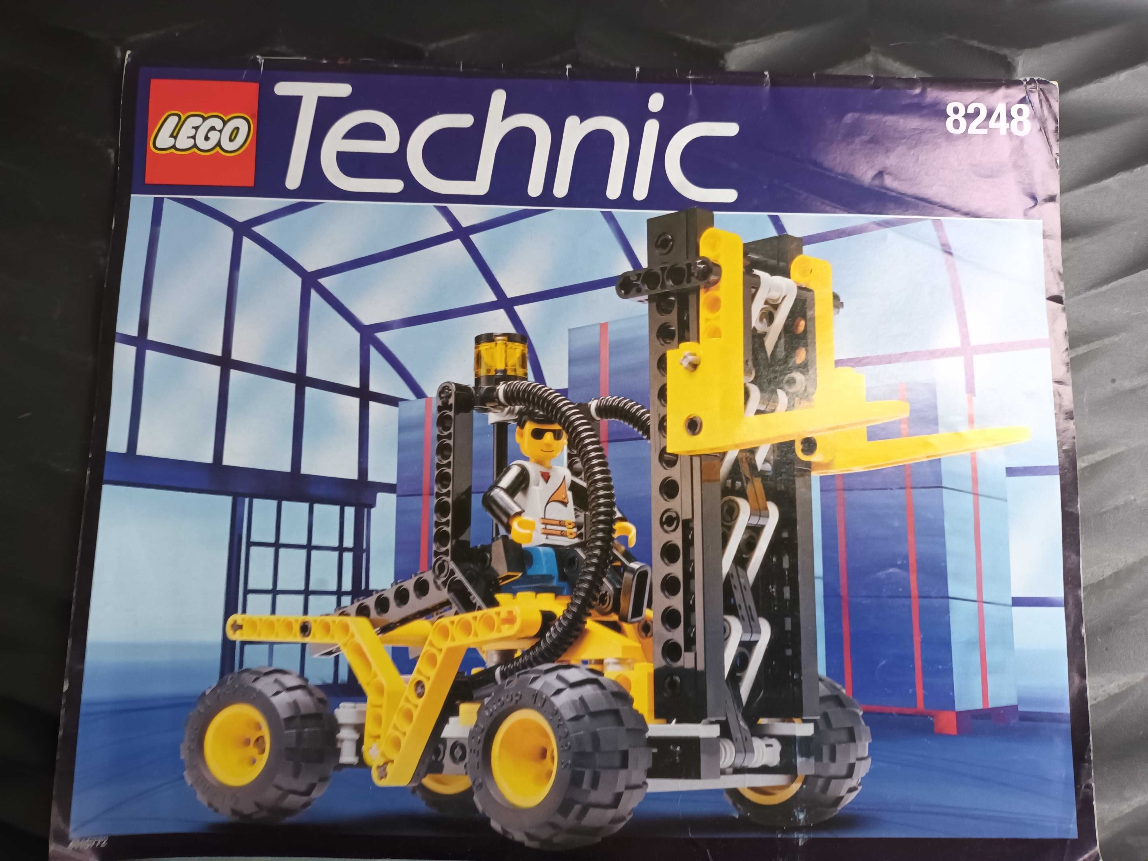 Klocki LEGO Technic 8248 - Forklift
