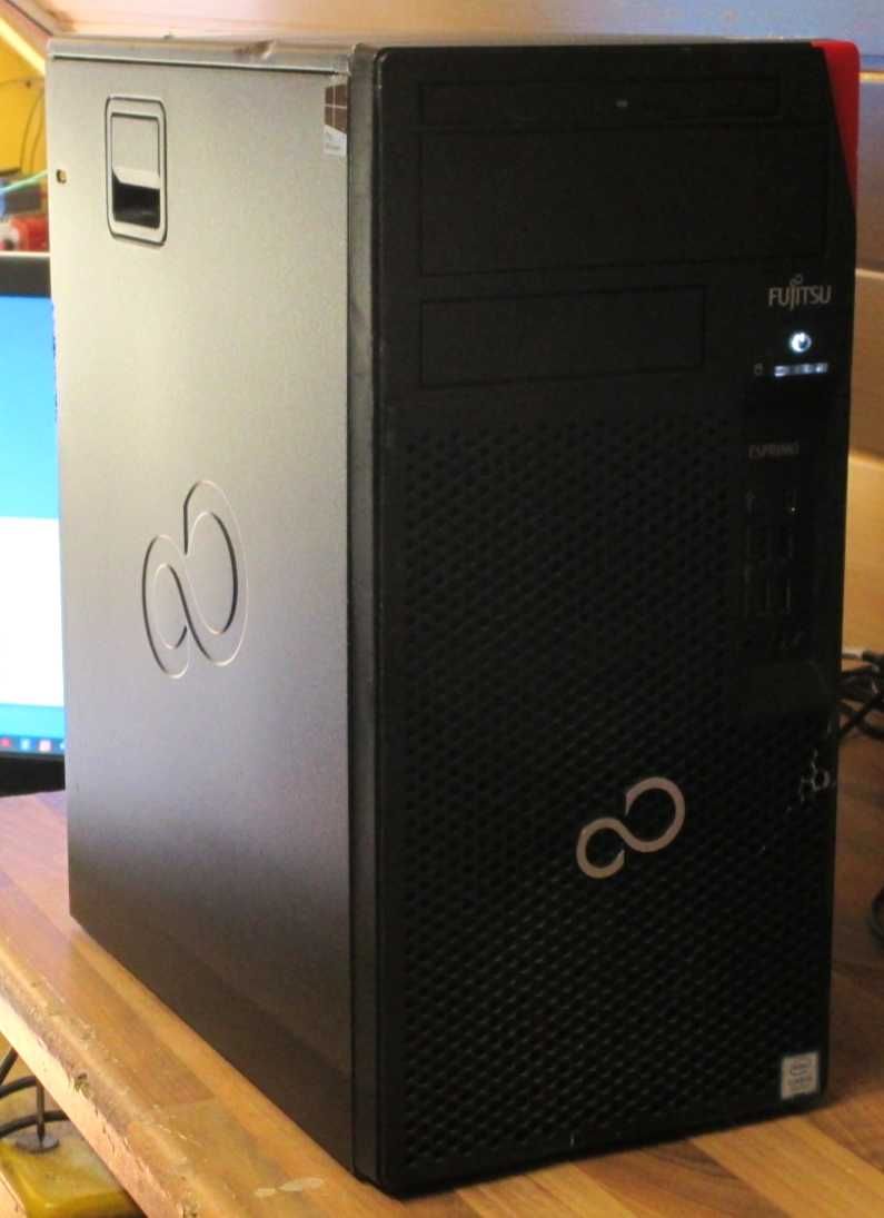 Fujitsu Esprimo P757 Intel i5 7400, DDR4 16GB, Nvidia Quadro K2000