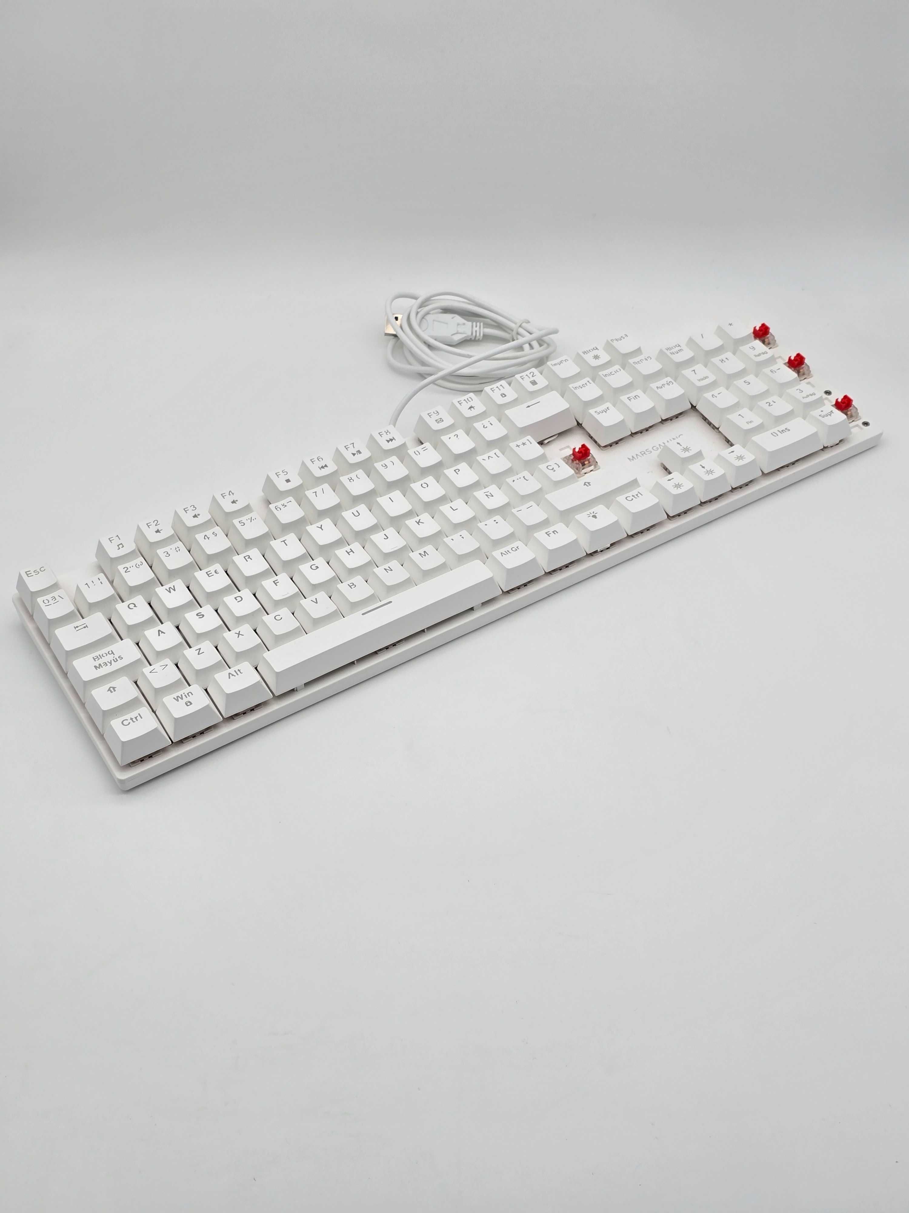 Klawiatura mechaniczna Mars Gaming MK422W-brak paru przycisków