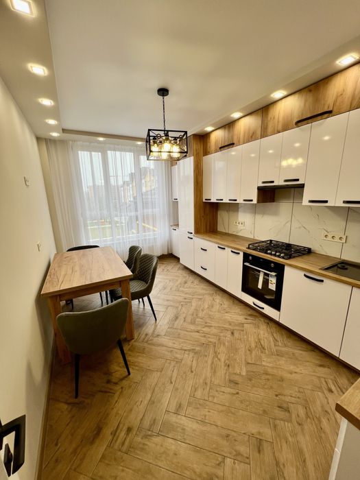 Довготривала оренда 2 кім. квартири по вул. Героїв Крут. Сокільники