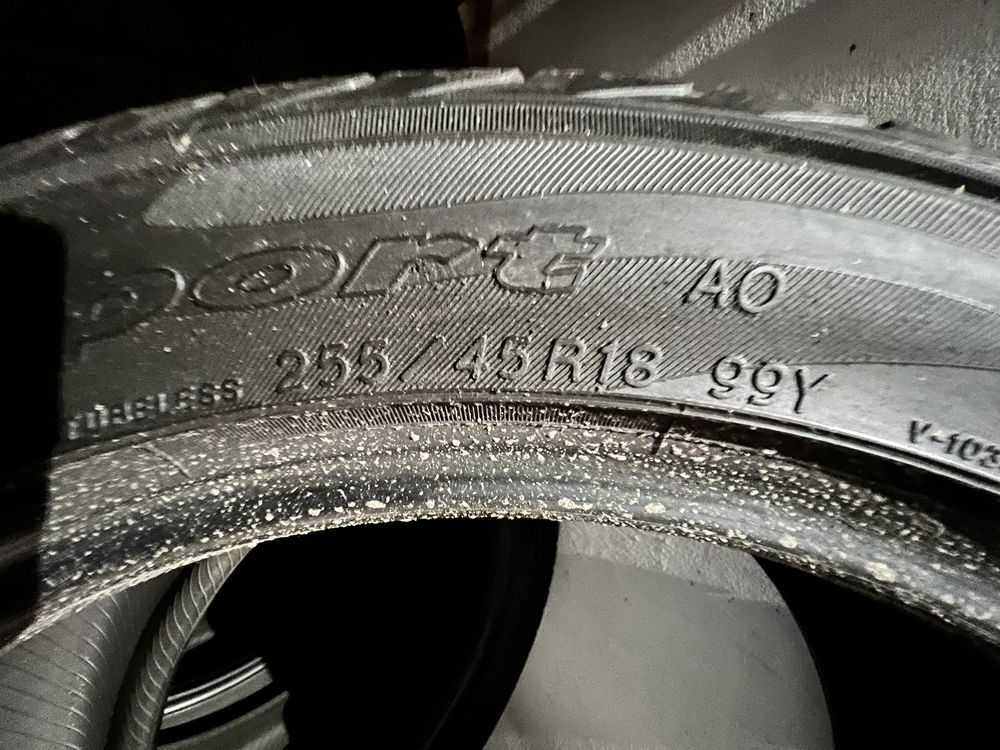 Резина 255/45 R18 Yokohama advan sport Y99