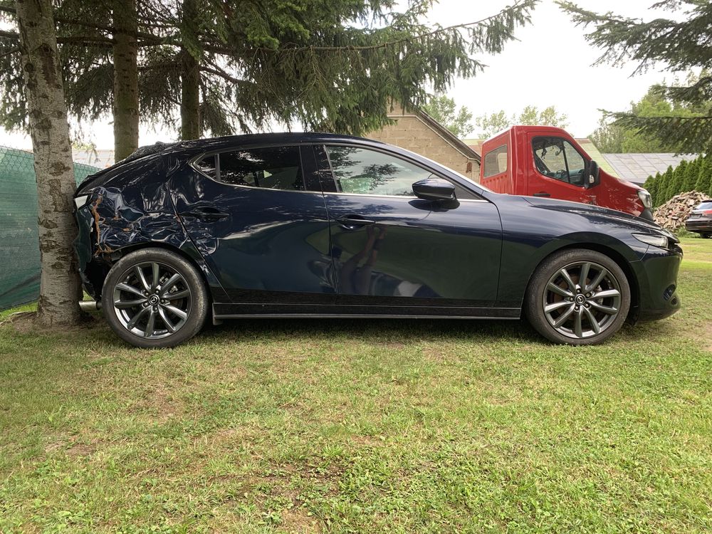 Mazda 3 2.0B Hybryda ASO Przebieg 21tyś