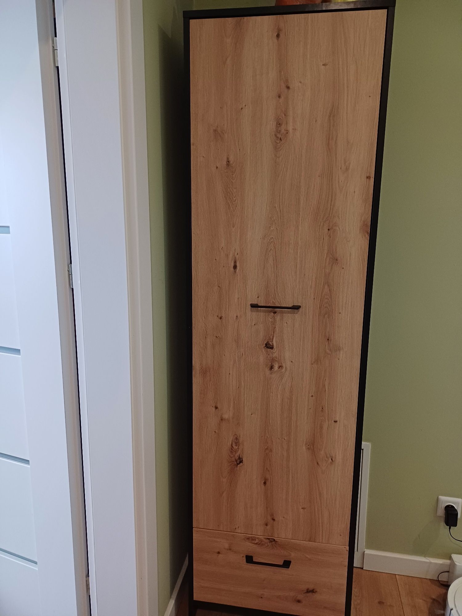 Szafa z półkami i  regał otwarty młodzieżowy