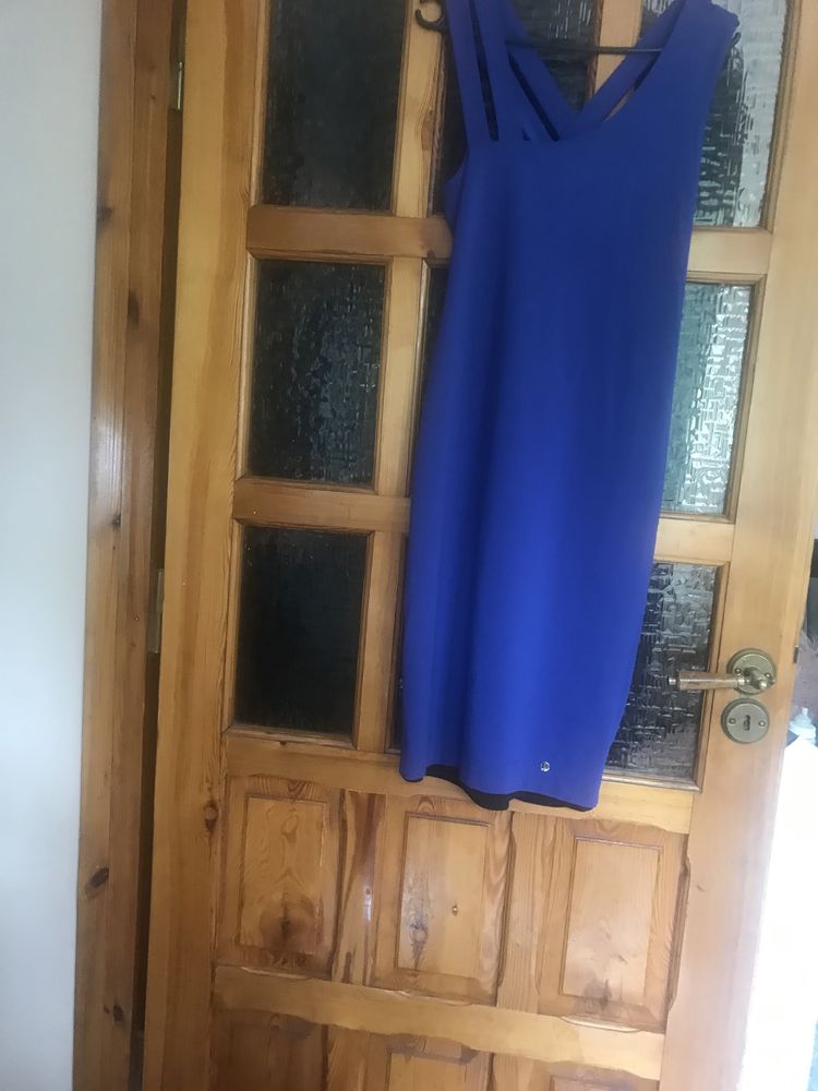 Elegancka, koktajlowa sukienka Simple r. M