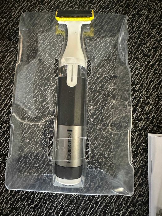 Тример для бороди та вусів Remington Omniblade Face HG2000