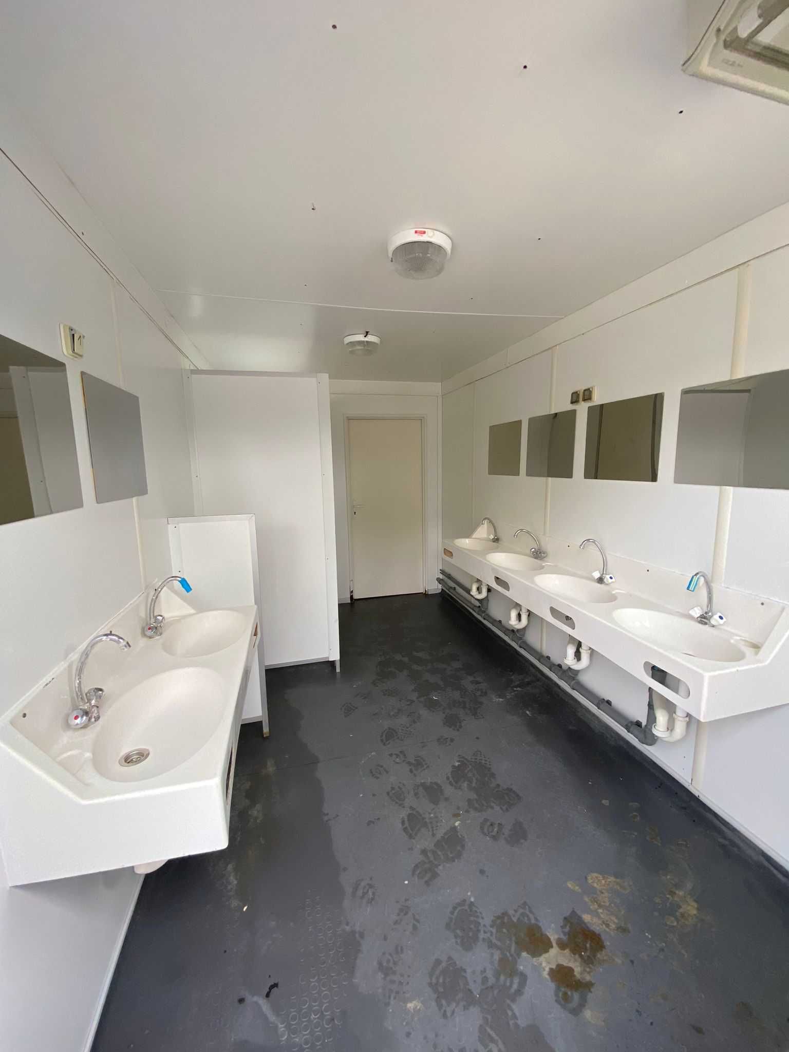 Kontener Sanitarny Containex 6/2,5 Bardzo Dobry Stan Toaleta WC Socjal
