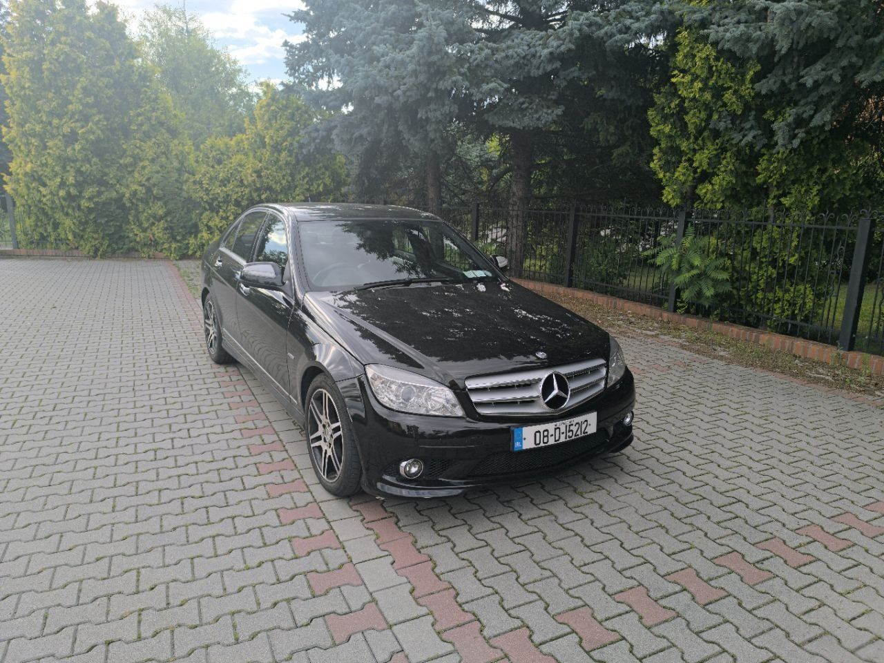 Anglik Mercedes C klasa W 204 AMG 1.8 benzyna sedan Irlandia