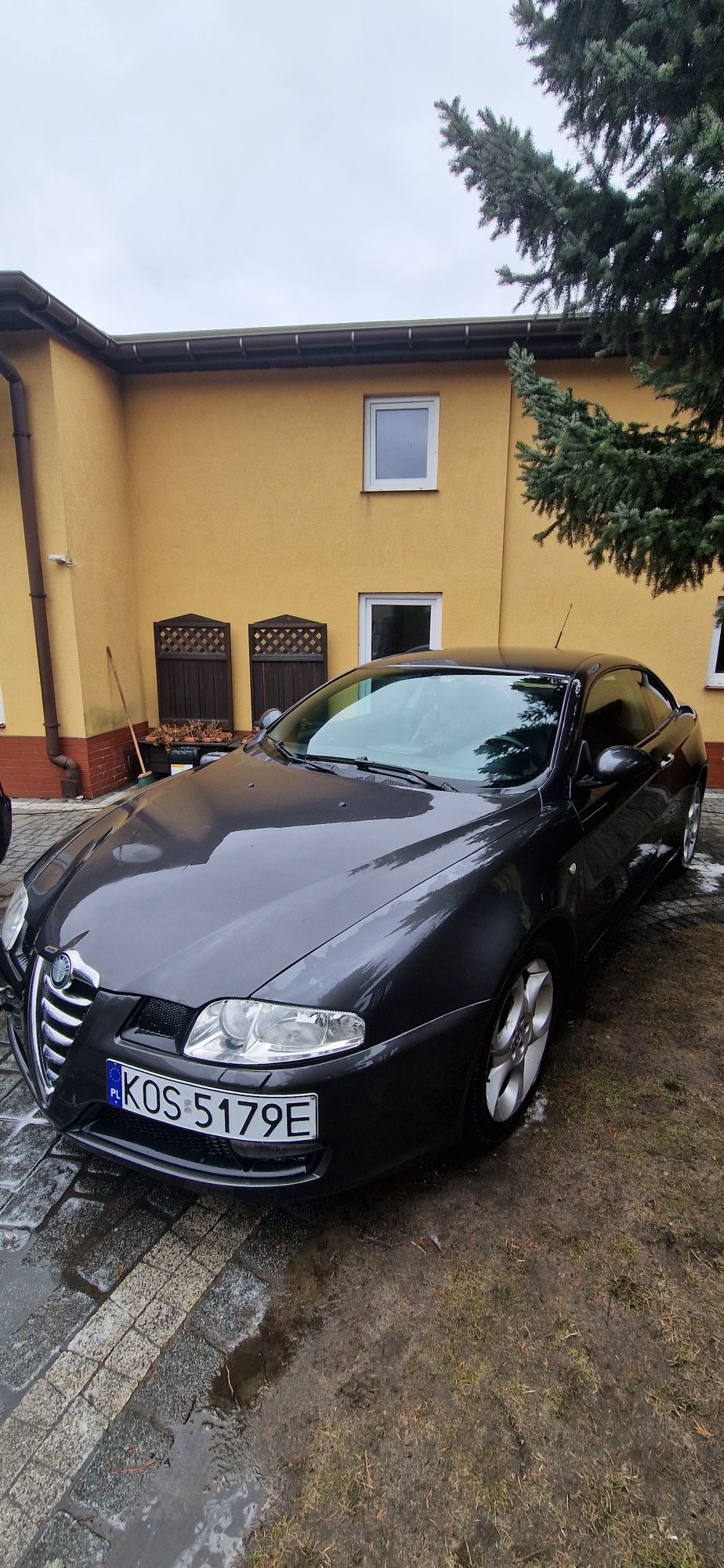Sprzedam alfa Romeo GT automat