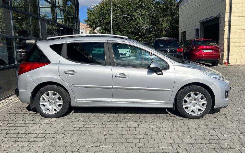 Peugeot 207 2010
