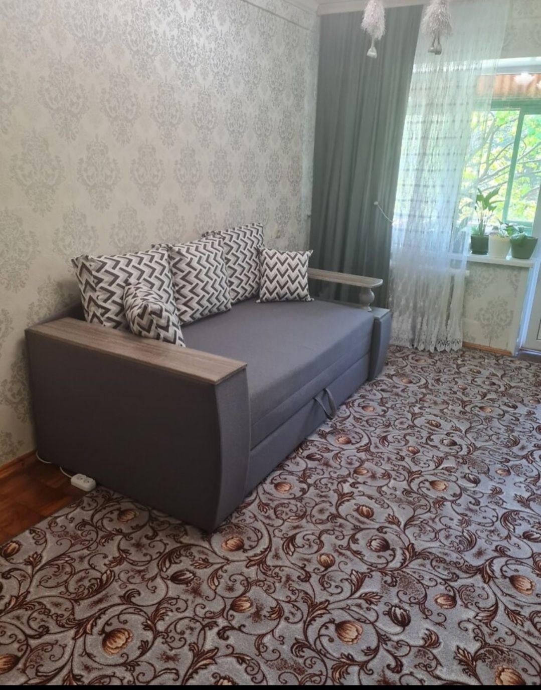 Продаж кімнати з ремонтом,балконом| М.Київ,вул.Миропільська 31