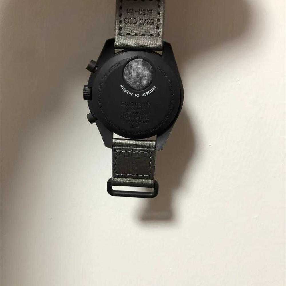 Omega x Swatch Mercury SO33A100 - Black Friday Promocja 2025