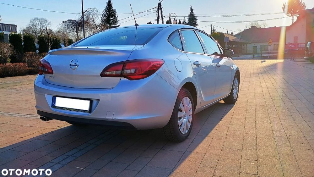 Opel Astra J 1.4 Turbo Benzyna Gaz 2017r 2 właściciel Zadbana Prywatne