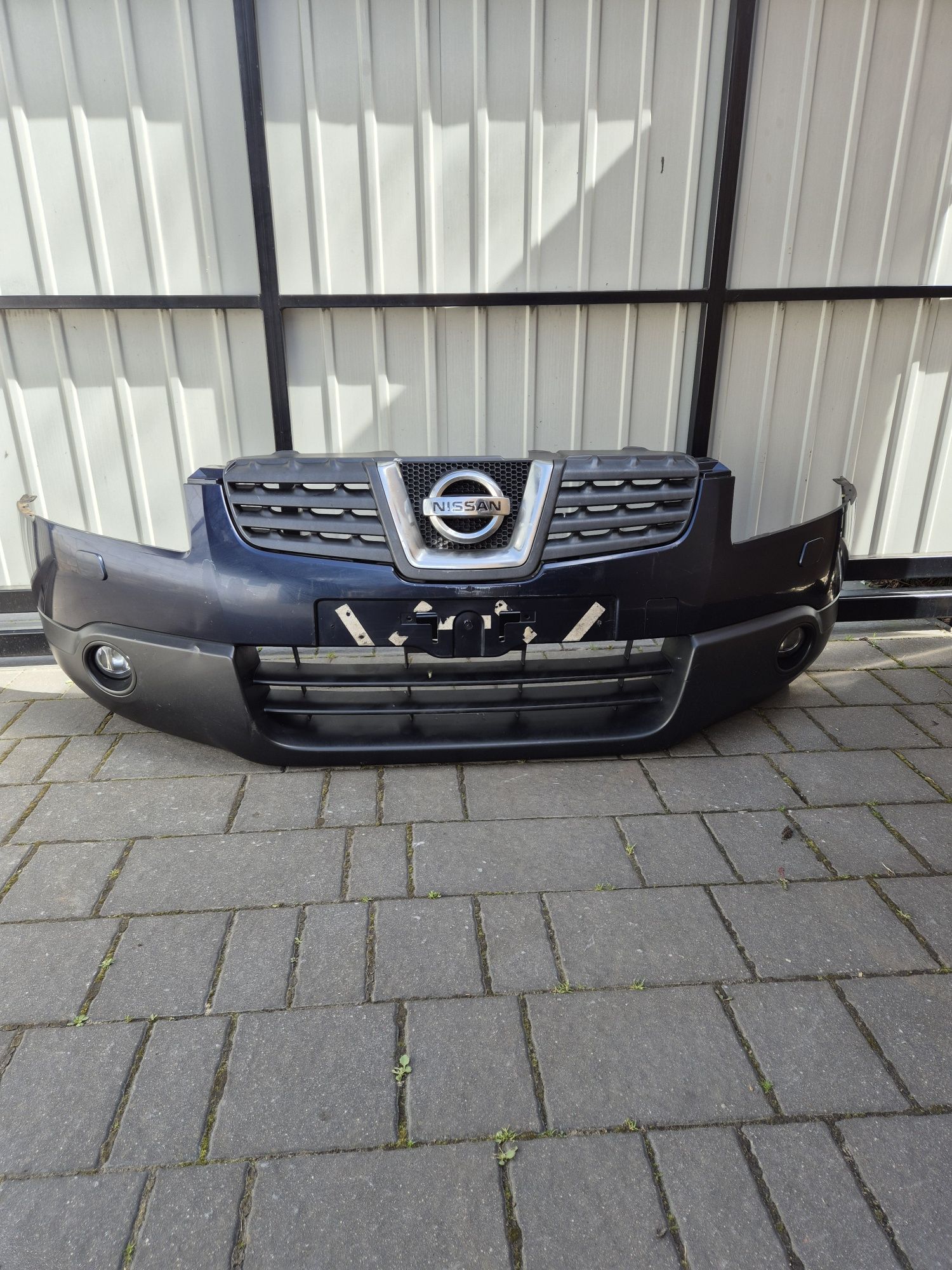 Zderzak przód przedni nissan qashqai j10 rok 2008 kod lak BW9 spryski