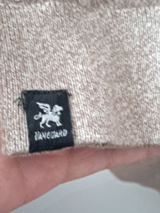 Sweter beżowy Vanguard rozm M