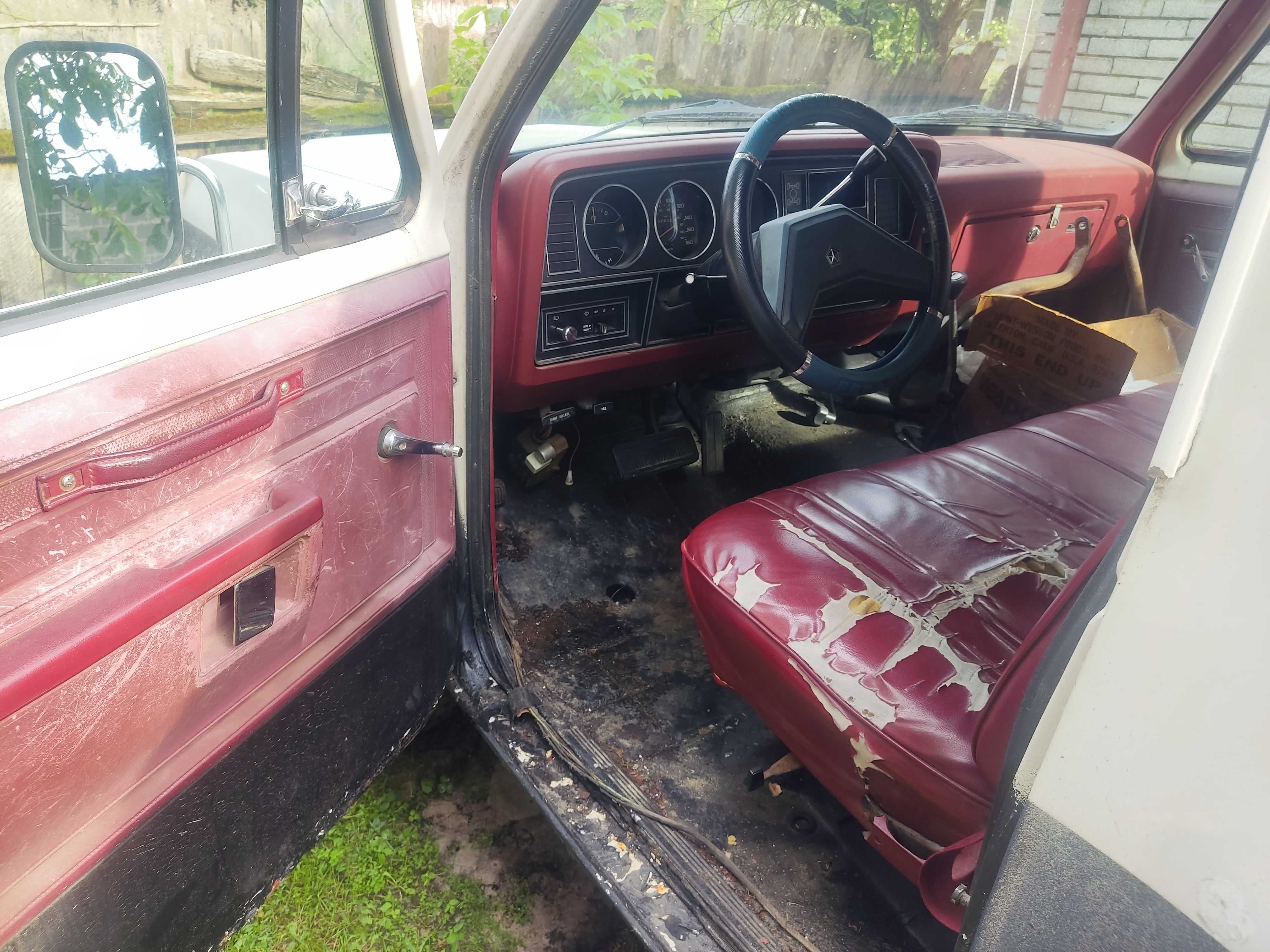 dodge ramcharger 1986 5,9l automat