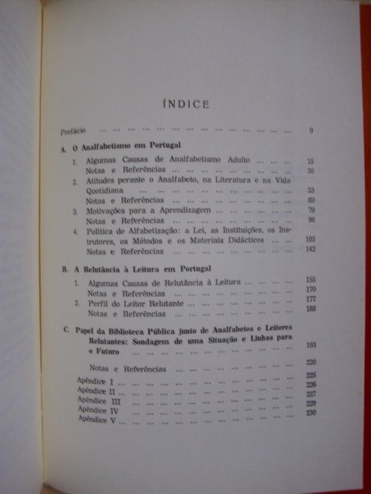 Para o estudo do analfabetismo de Rui Barbot Costa