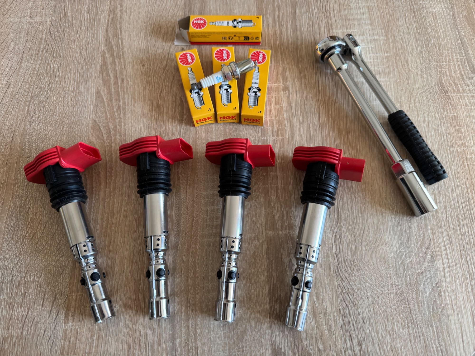 Świece, cewki i klucz Audi A4 B6 WAUZZZ8E93A036721. Nowe!
